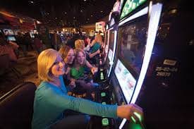 6667 Slots နှင့် Live Casino ဂိမ်းများ မြန်မာကစားသမားများ